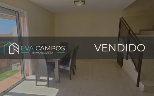 Precioso adosado en Acorán