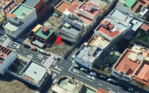 Terreno urbano con proyecto y licencia en El Tablero