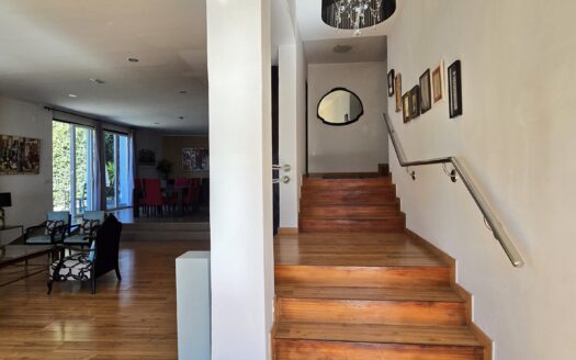Espectacular chalet con jardín en La Esperanza