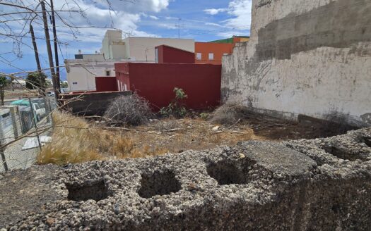 Terreno urbano con proyecto y licencia en El Tablero